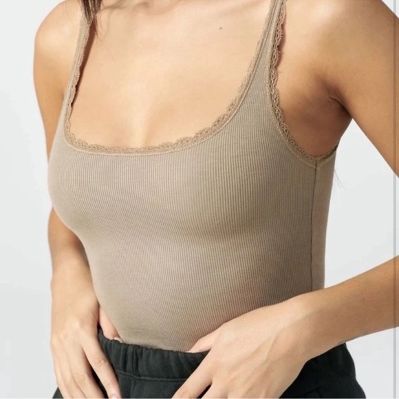 JOAH BROWN Scoop Neck Tank W/ Lace Trim, Taupe Rib, SM - Picture 2 of 11